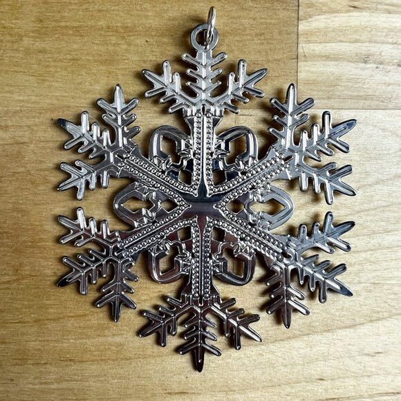 Vintage 2005 Metropolitan Museum of Art MMA Set Silver Plated Snowflake Ornament - Picture 5 of 8